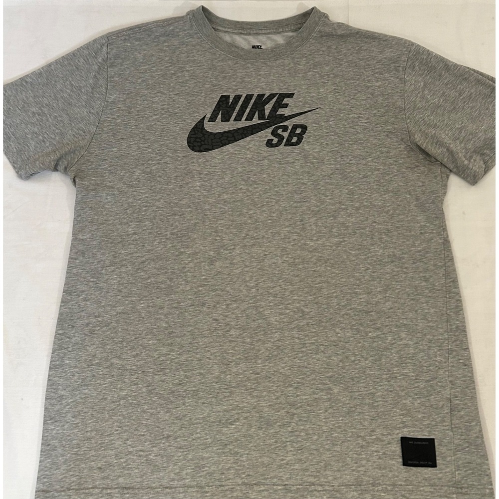Nike SB Gray Black Monogram T Shirt Size Medium Men's